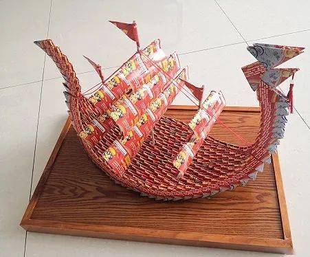 江西福彩即開(kāi)票手工藝品 廢棄彩票的華麗轉(zhuǎn)身，創(chuàng)意與公益的精彩綻放